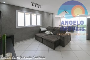 Casa á venda no bairro Centro em Peruíbe