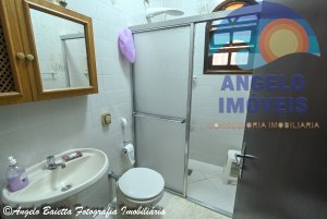 Casa á venda no bairro Stella Maris em Peruíbe