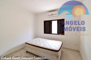 Casa para locação no bairro Jardim Marcia em Peruíbe