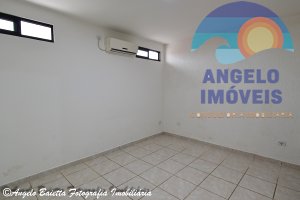 Casa para locação no bairro Jardim Marcia em Peruíbe