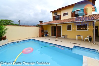 Casa em Peruíbe para venda