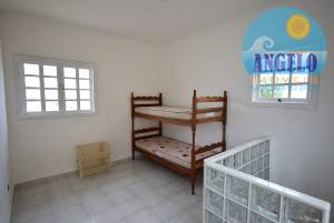 Casa para venda no bairro Oasis em Peruibe, entre 800 e 1200 metros da praia
