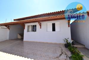 Casa para venda no bairro Tres Marias, entre 400 e 800 metros da praia