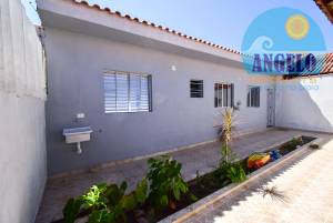 Casa para venda no bairro Tres Marias, entre 400 e 800 metros da praia