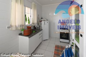 Casa para venda no bairro São José em Peruíbe