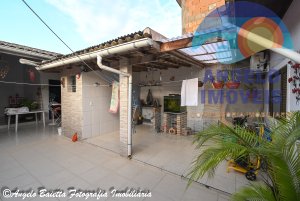 Casa á venda no bairro Park D Aville em Peruíbe