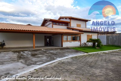 Casa em Peruíbe para venda