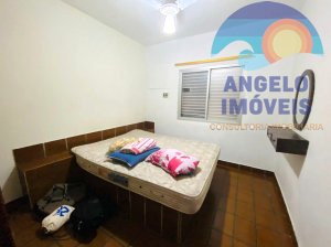 Casa lado praia no bairro Florida em Peruíbe