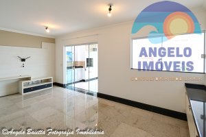 Apartamento para locação no bairro Centro em Peruíbe