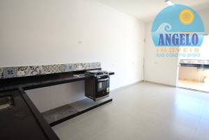 Casa terrea, piscina, 2 lotes, 200 metroos da praia á venda no bairro Ribamar em Peruibe