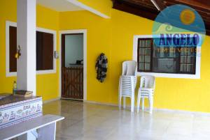 Casa com edicula proima ao Centro
