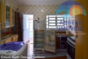 Casa lado praia á venda no bairro Cidade Nova Peruíbe em Peruíbe