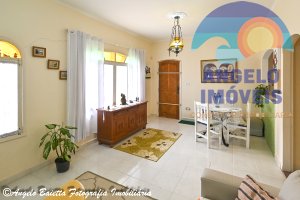 Casa á venda no bairro Oásis em Peruíbe