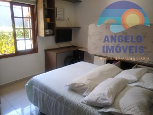 Casa para locação no condomínio Bougainvillée II em Peruíbe