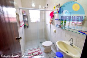 Casa á venda no bairro Arpoador em Peruíbe