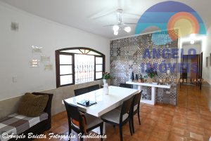 Casa á venda no bairro Imperador em Peruíbe