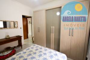 Casa para venda no bairro Imperador, entre 400 e 800 metros da praia