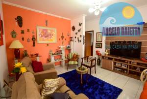 Casa para venda no bairro Imperador, entre 400 e 800 metros da praia