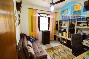 Casa para venda no bairro Imperador, entre 400 e 800 metros da praia