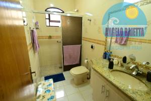 Casa para venda no bairro Imperador, entre 400 e 800 metros da praia