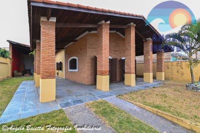 Casa em Peruíbe para venda