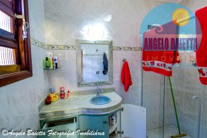 Casa em 2 lotes, piscina, 2 dormitórios, Parque Turístico - Peruíbe.