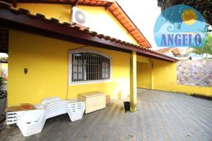 Casa para venda no bairro Star em Peruibe, á 200 metros da praia