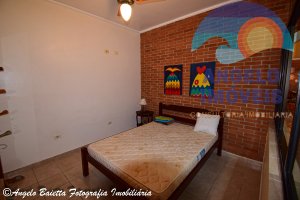 Casa lado praia á venda no bairro Cidade Nova Peruíbe em Peruíbe
