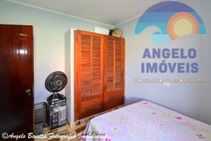 Casa á venda no bairro Arpoador em Peruíbe
