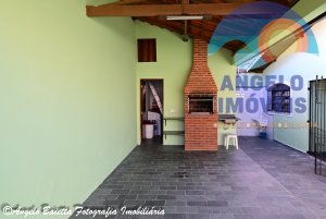 Casa á venda no bairro Arpoador em Peruíbe
