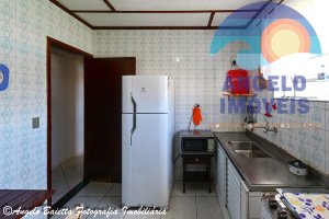 Casa em 2 lotes, 3 dormitórios, piscina, á venda no bairro Arpoador em Peruíbe