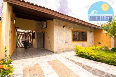 Casa em Peruíbe para venda