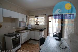 Casa á venda no bairro Imperador em Peruibe