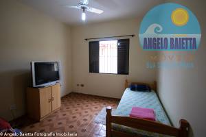 Casa á venda no bairro Imperador em Peruibe