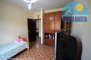 Casa á venda no bairro Imperador em Peruibe
