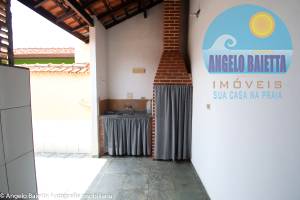 Casa á venda no bairro Imperador em Peruibe