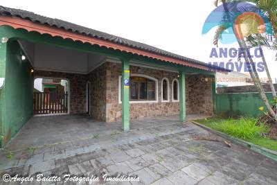 Casa em Peruíbe para venda
