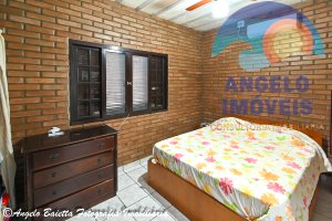 Casa com 3 dormitórios á venda no bairro Imperador