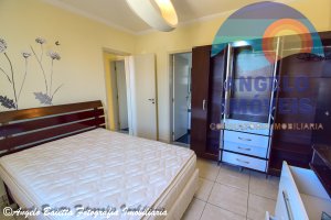 Apartamento á venda no bairro Centro em Peruíbe