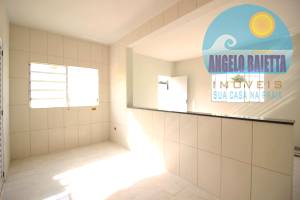 Casa á venda no bairro Estancia dos Eucaliptos em Peruíbe