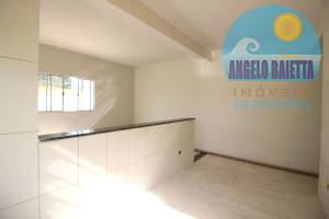 Casa á venda no bairro Estancia dos Eucaliptos em Peruíbe
