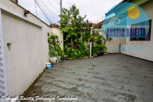 Sobrado á venda no bairro Tres Marias em Peruíbe
