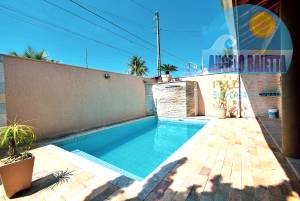 Casa á venda no bairro Arpoador, entre 400 e 800 metros da praia
