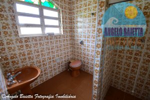 Casa lado praia á venda no bairro Oásis em Peruíbe