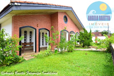 Casa em Peruíbe para venda