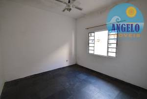 Casa para locação no bairro Jardim Peruibe, acima de 1200 metros da praia