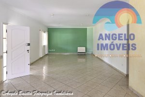 Casa para venda no condomínio Bougainvillée V em Peruíbe