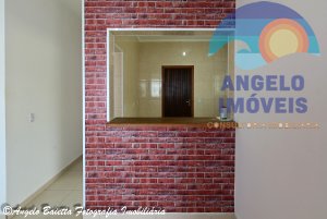 Casa á venda no bairro Belmitr Novaes em Peruíbe