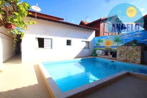 Casa terrea, piscina, 2 suítes, Cidade Nova Peruibe, á 800 metros da praia