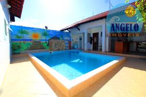 Casa terrea, piscina, 2 suítes, Cidade Nova Peruibe, á 800 metros da praia